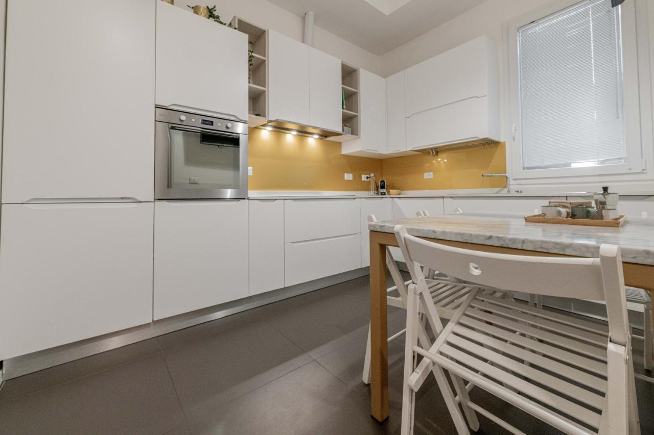 Realkasa De Crescenzi Family Apartment Bologna Eksteriør billede